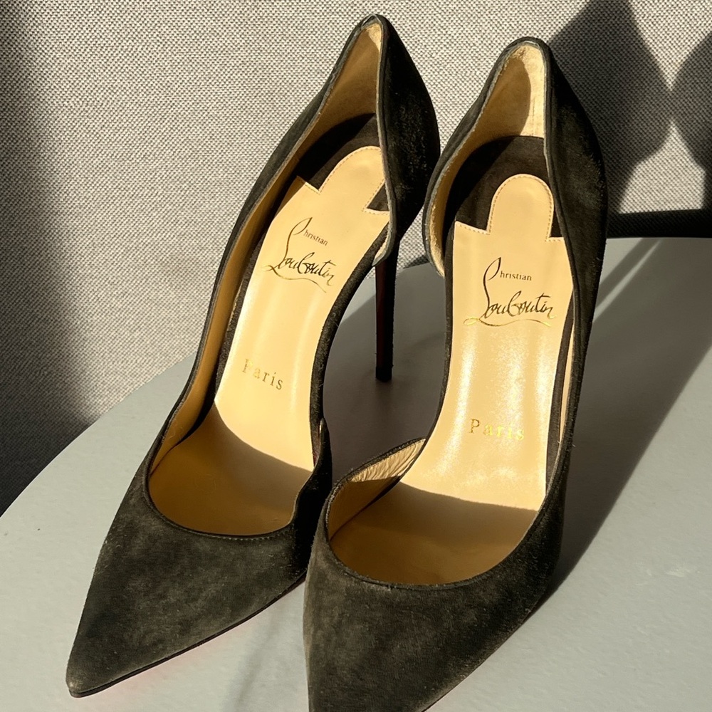 Christian Louboutin Iriza 85mm pumps dark/olive Green Suede - Picture 12 of 13